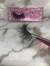 Load image into Gallery viewer, Mink Eyelash Essential bundle